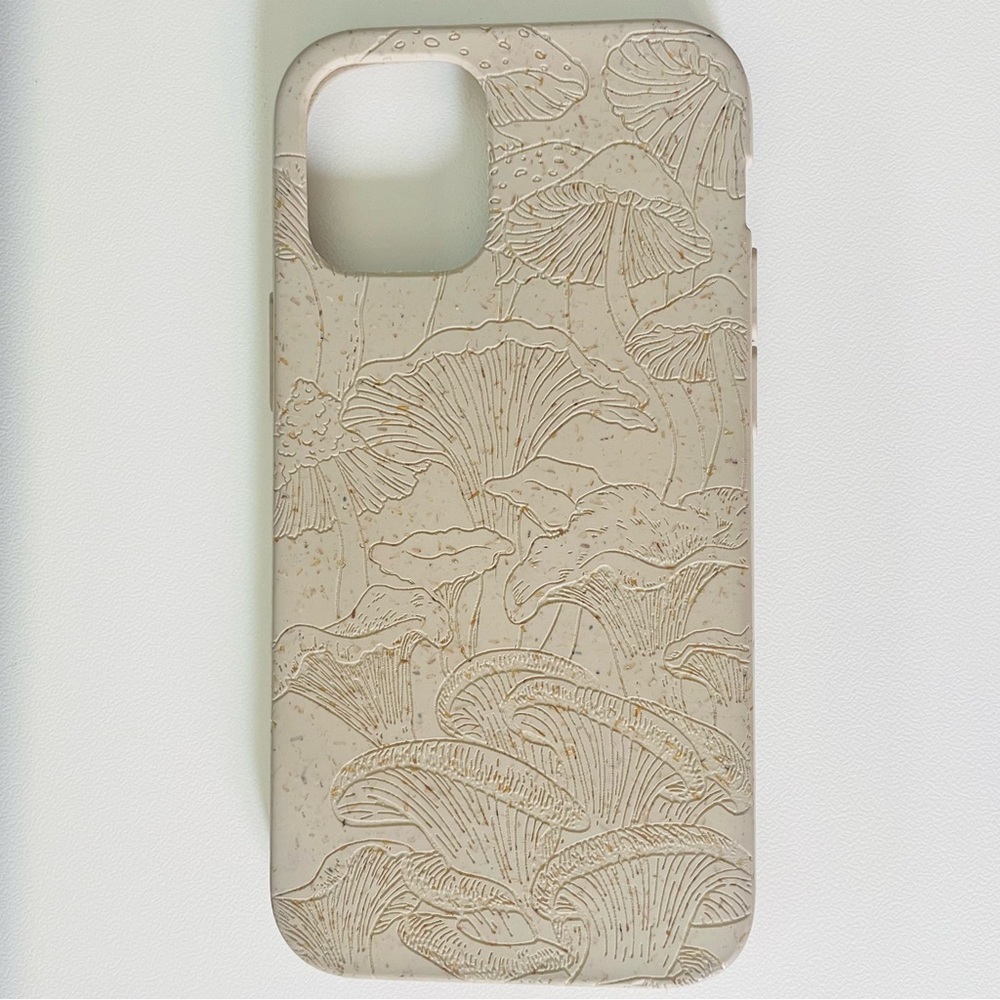 London Fog Forage-Mushroom iPhone 12 Mini Case - like new